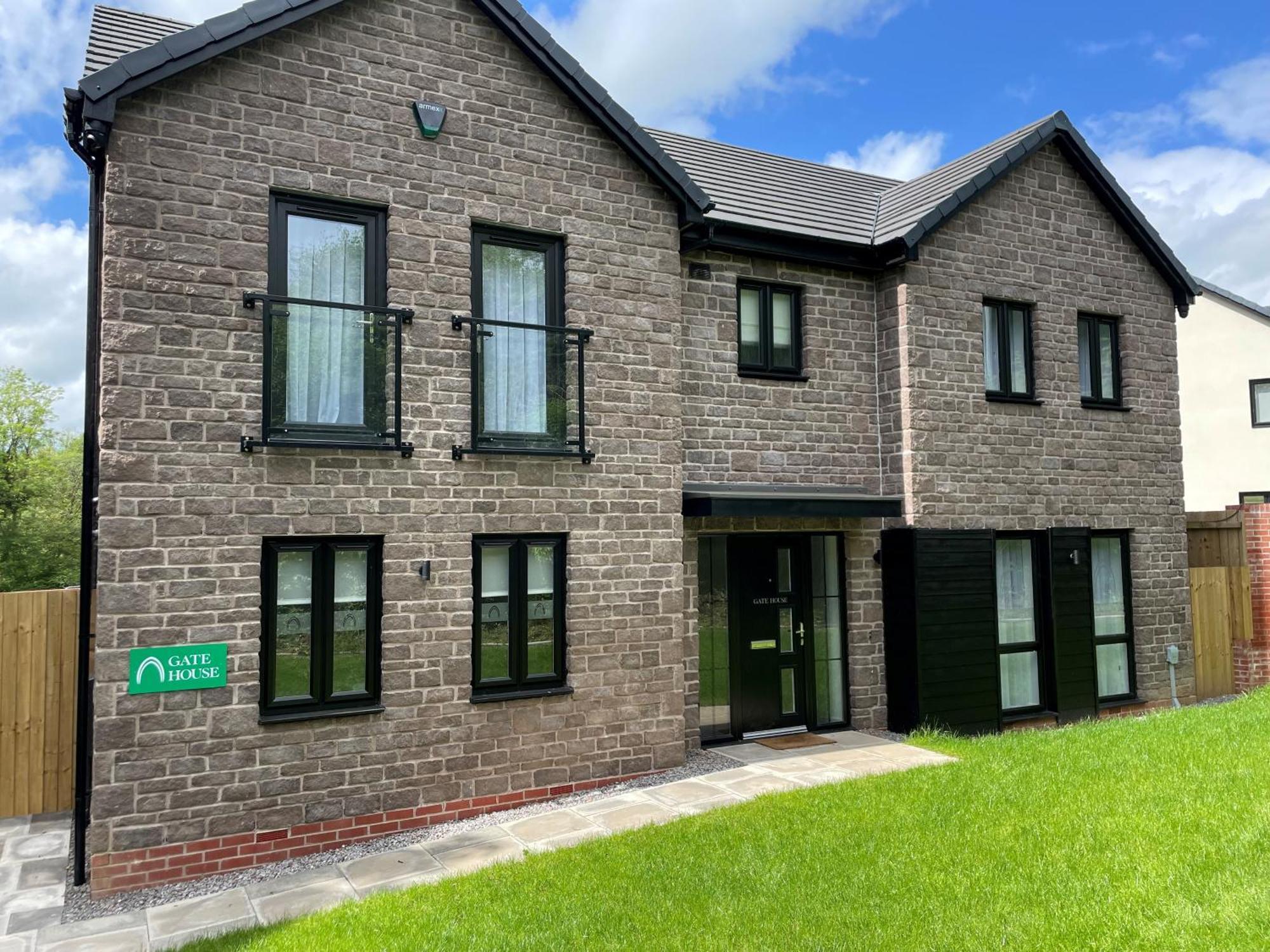Pencoed House Estate Guest House Cardiff Eksteriør bilde