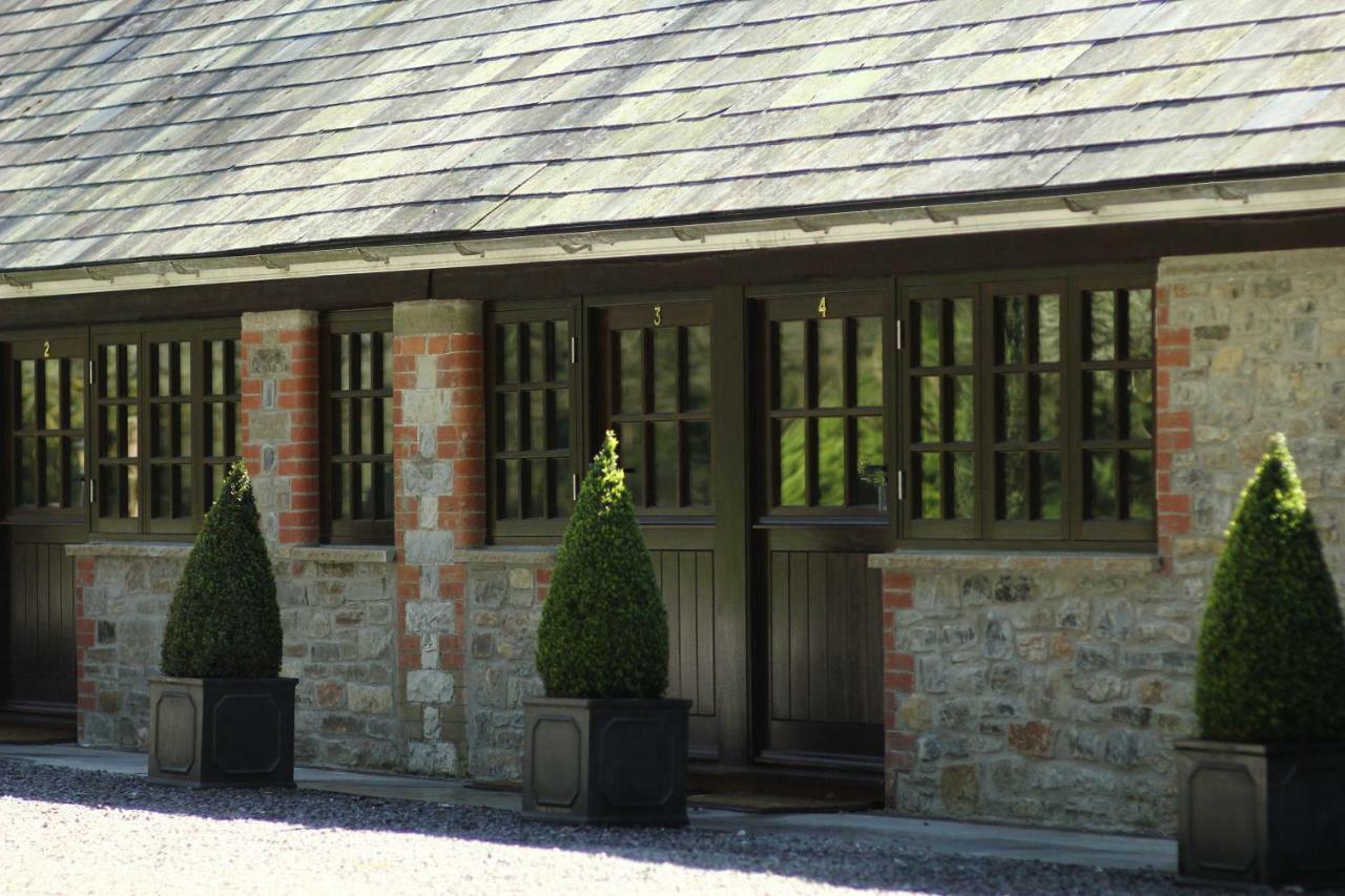 Pencoed House Estate Guest House Cardiff Eksteriør bilde